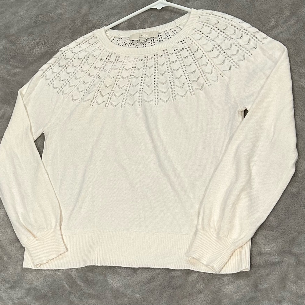 NWT Ivory Lightweight Sweater